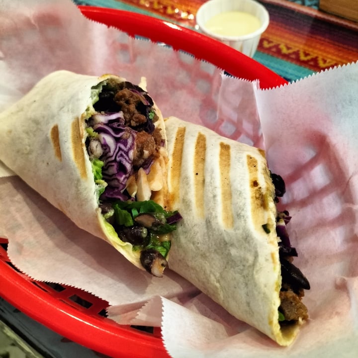 photo of Cocina Comida Beef Burrito shared by @justinelouise on  20 Feb 2022 - review