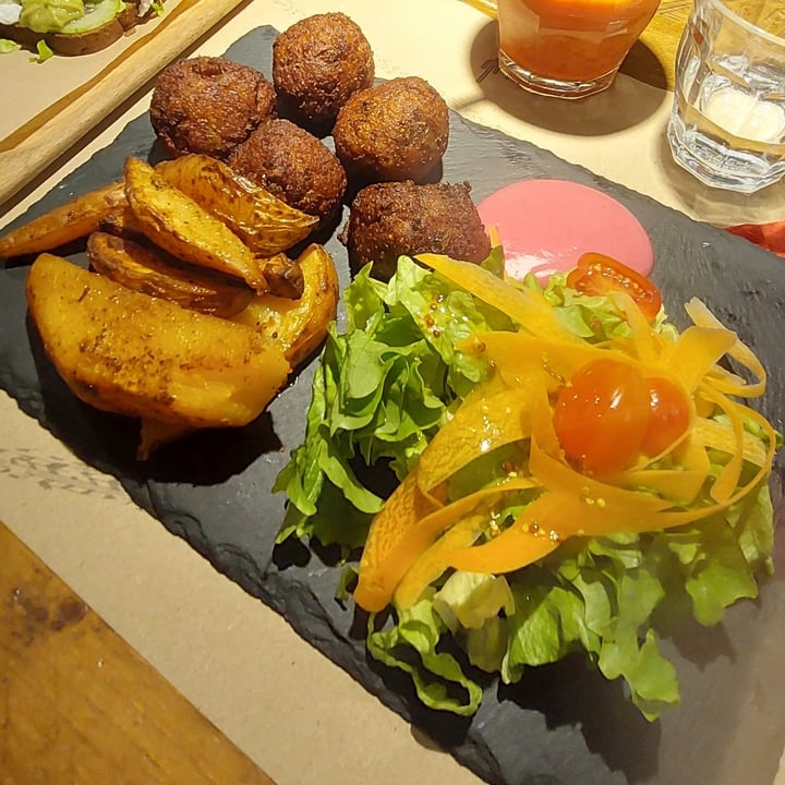 photo of Upcycle Bike Cafè Upcycle Vegan Balls shared by @jesuiscdc on  13 Mar 2022 - review