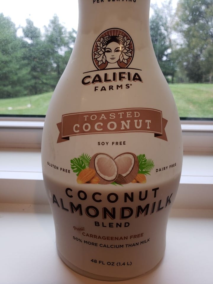photo of Califia Farms Toasted Coconut Almondmilk Blend shared by @ambularfortheanimals on  03 Sep 2018 - review