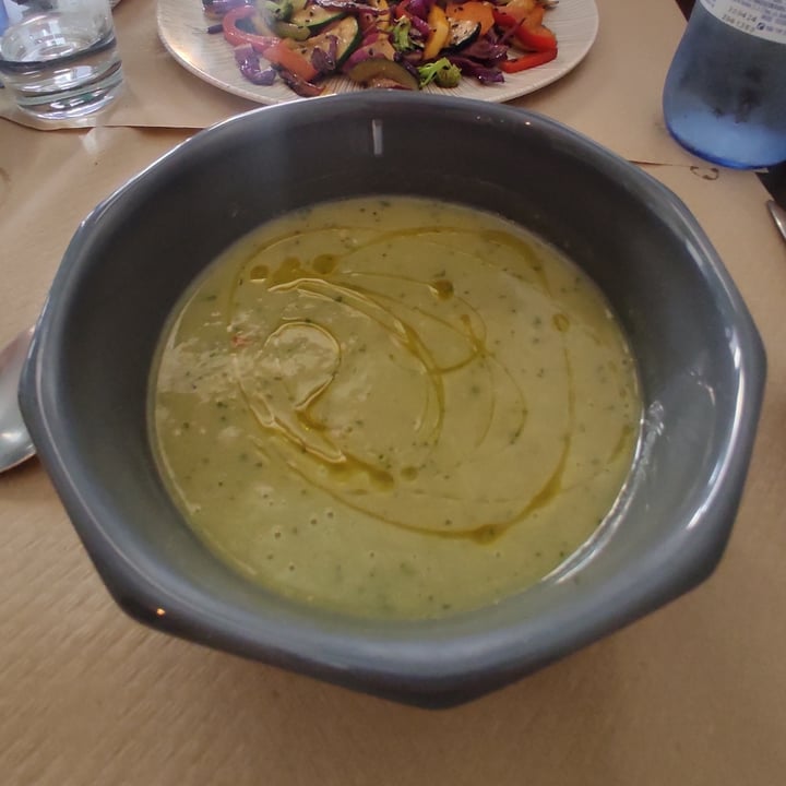 photo of El Enano Verde gazpacho de melón y guacamole shared by @lauraorts on  10 Jul 2022 - review