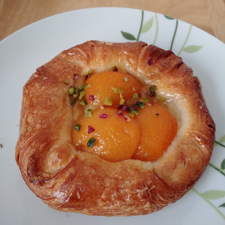 photo of Oh My Days Vegan Cafe Seasonal Danish shared by @alynereis on  24 Sep 2021 - review