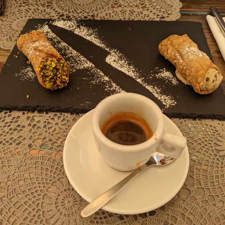 photo of MOON - Move Ortigia Out of Normality Cannolo shared by @mattyoladipo on  19 Oct 2022 - review
