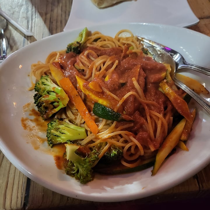 photo of Porta Di Roma Veggie Pasta shared by @mikiemw on  29 Nov 2022 - review