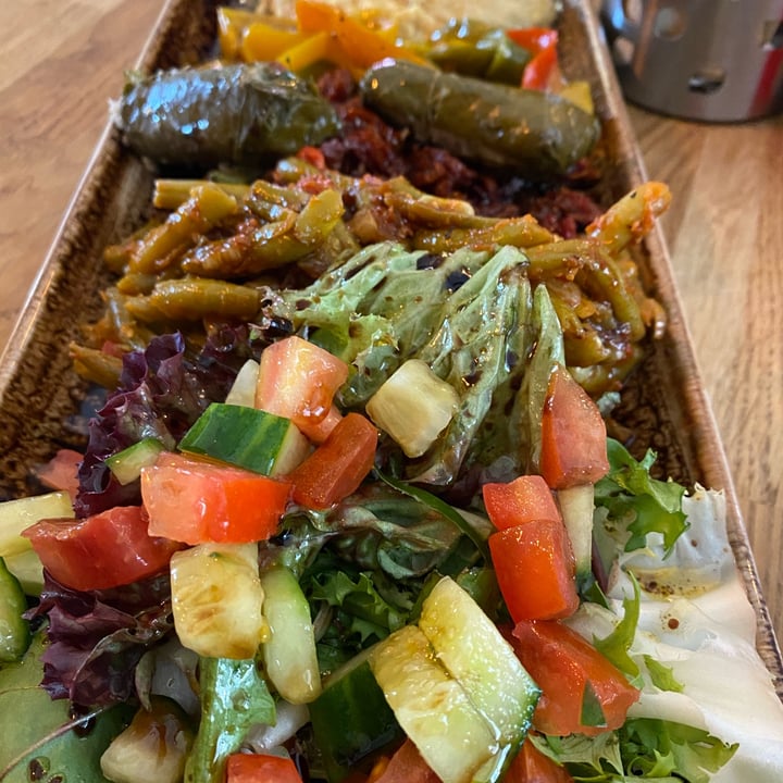 photo of Rocksalt Cafe vegan salad platter shared by @leac on  11 Sep 2022 - review