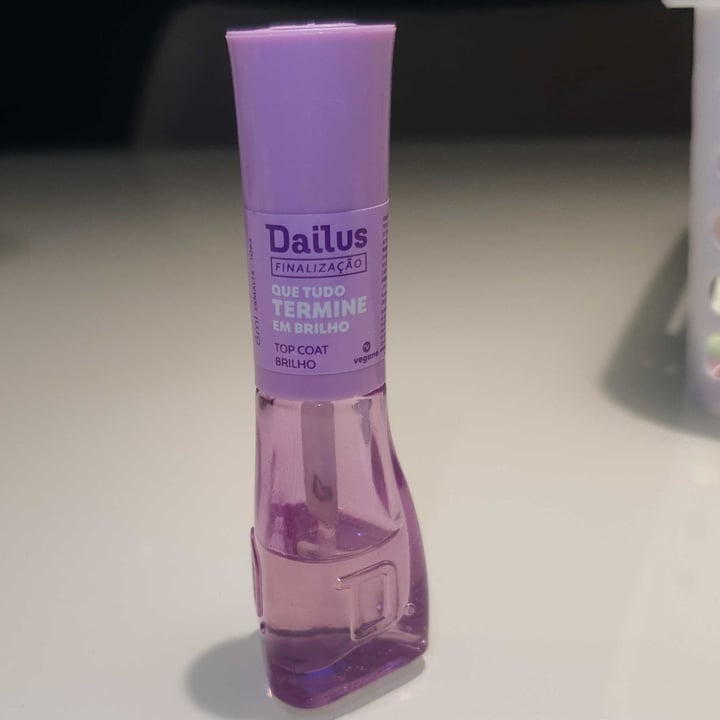 review photo of Dailus Top Coat Que tudo termine em brilho shared by @amira7 on 13 May 2022 - review