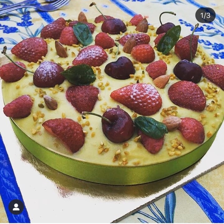 photo of Basilico Food vegan cake shared by @marziasf on  22 Jan 2020 - review