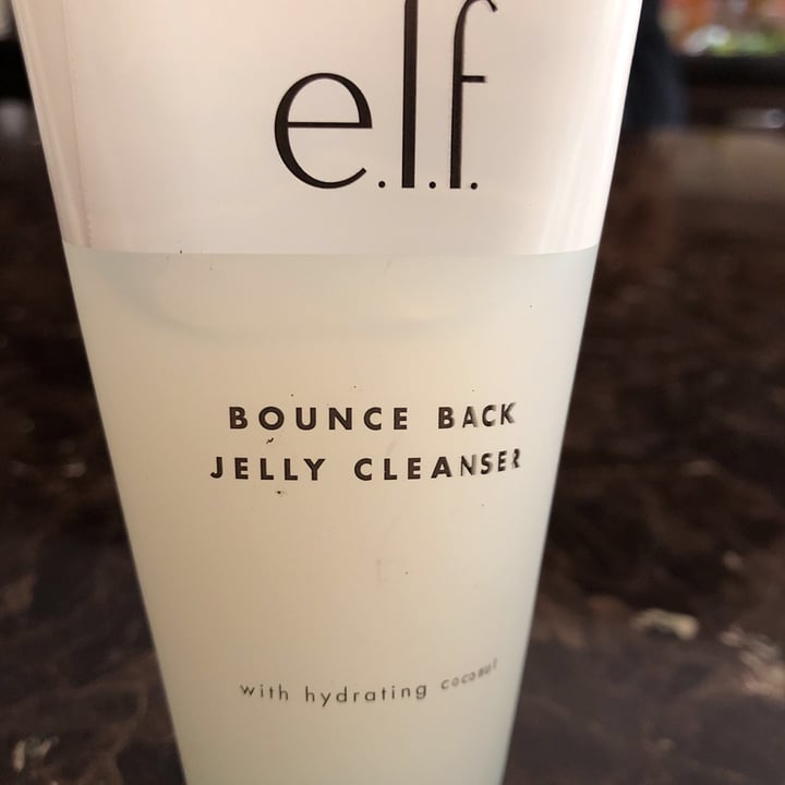 review photo of e.l.f. Cosmetics Bounce back jelly cleanser shared by @vegan-claudia on 19 Jun 2021 - review