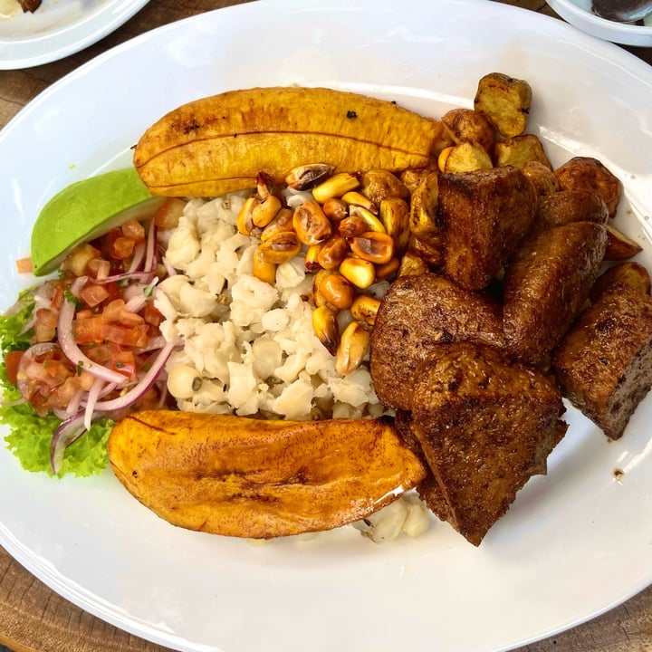 review photo of Donde Gopal Mote con fritada shared by @paumila on 15 May 2022 - review