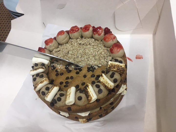 photo of Kookie Haus Cookie Dough Cake shared by @madeleinebella on  25 Aug 2019 - review