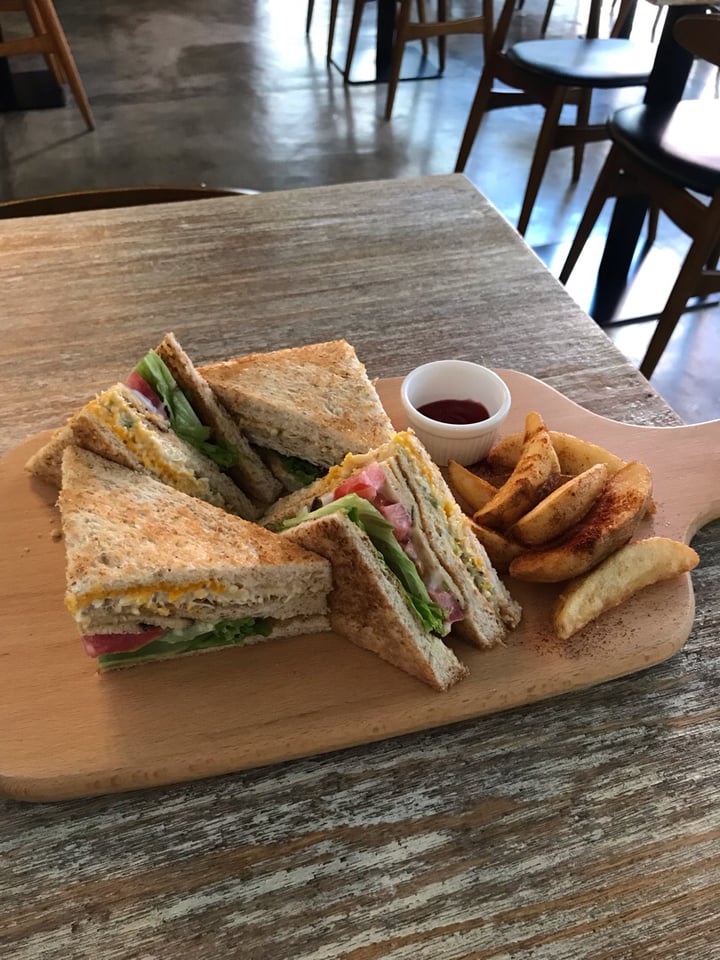 photo of LN Fortunate Coffee Fortunate Sandwich shared by @theferventforager on  07 Dec 2019 - review