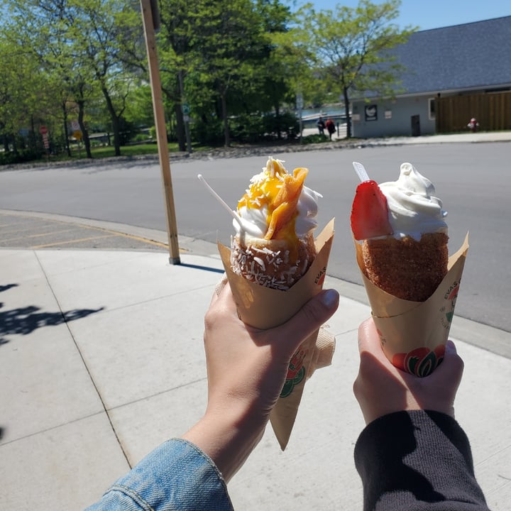 photo of Eva's Original Chimneys Mango coconut shared by @candice127 on  02 Jun 2021 - review