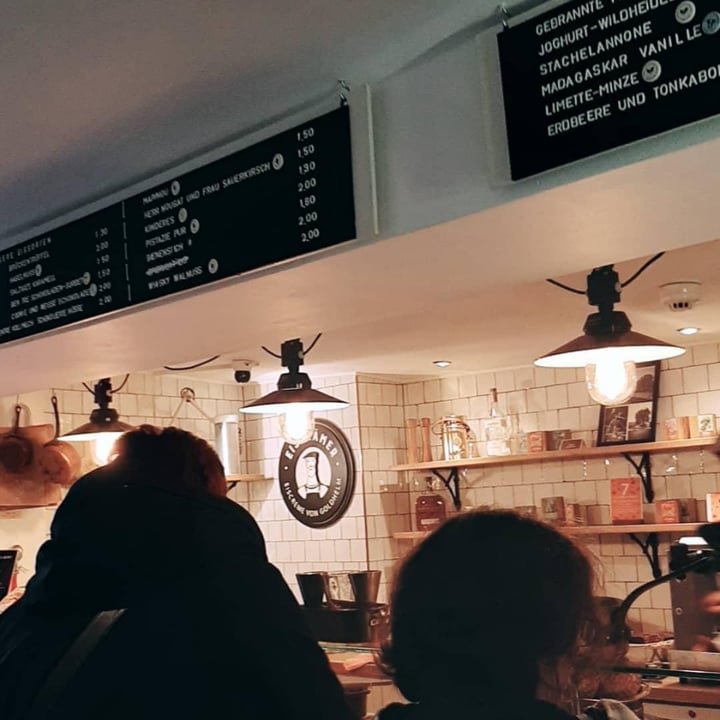 review photo of Goldhelm Eiskrämer Schokosorbet shared by @aemelie on 30 Apr 2020 - review