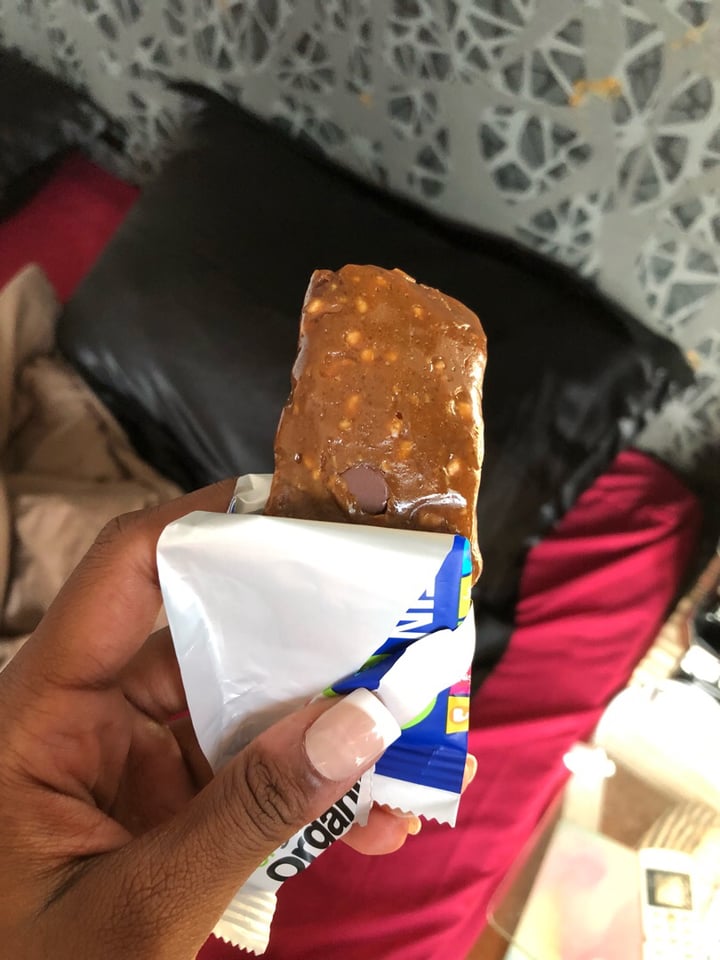 photo of Orgain Chocolate Chip Cookie Dough Protein Bar shared by @alyrauff on  13 May 2019 - review
