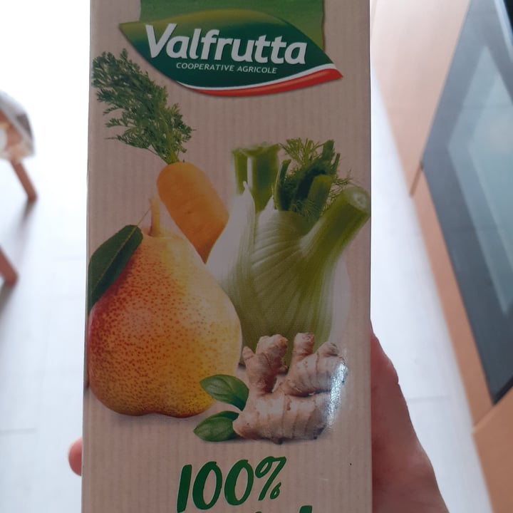 review photo of Valfrutta bio frullato Veggie shared by @simonap91 on 26 Jun 2022 - review