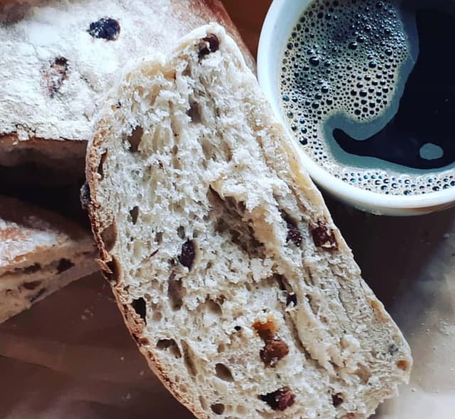 Photo of the dish “Raisin Cinnamon Big Sourdough”