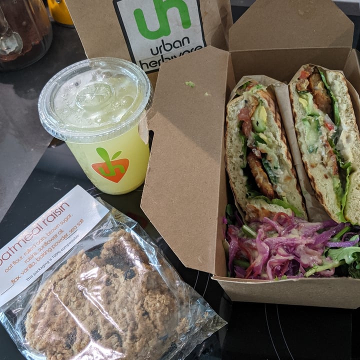 photo of Urban Herbivore Tempeh Avocado Sandwich shared by @gdgrrl on  14 Jun 2021 - review