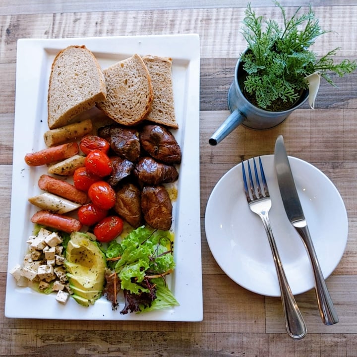 review photo of WellSmoocht Veganlicious Brunch Set shared by @jxvegjournal on 09 Dec 2020 - review
