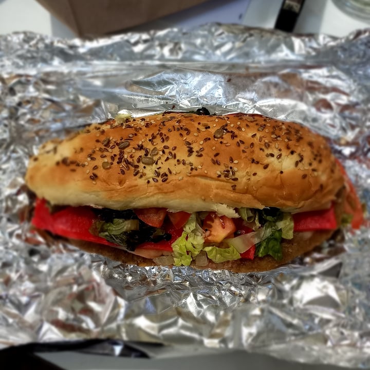 photo of Raymundo Café Vegan Sandwich De Milanesa shared by @brenduliiii on  25 Sep 2022 - review
