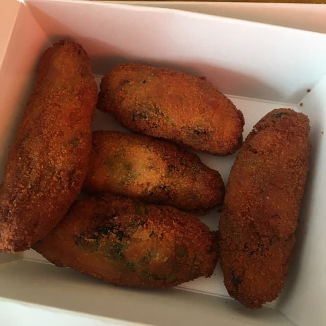 Photo of the dish “Croquetas de Grelos con Chorizo Vegetal”