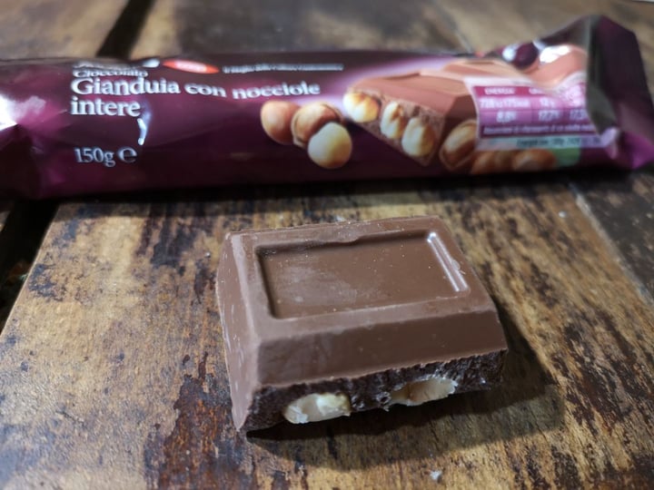 photo of Coop Cioccolato gianduia con nocciole intere shared by @rachele82 on  05 Mar 2020 - review