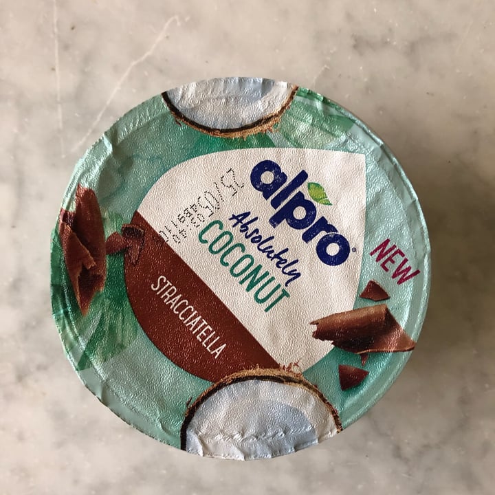 photo of Alpro Absolutely Coconut STRACCIATELLA shared by @flaminiac on  27 Apr 2022 - review
