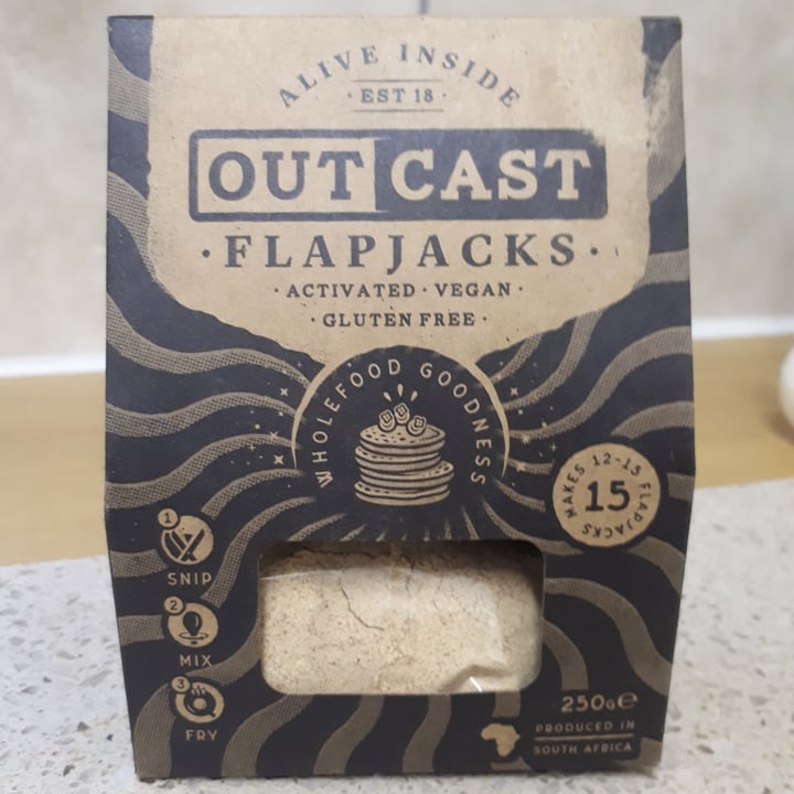 photo of Outcast Foods Wholefood Flapjacks shared by @mornegoosen on  02 Oct 2022 - review