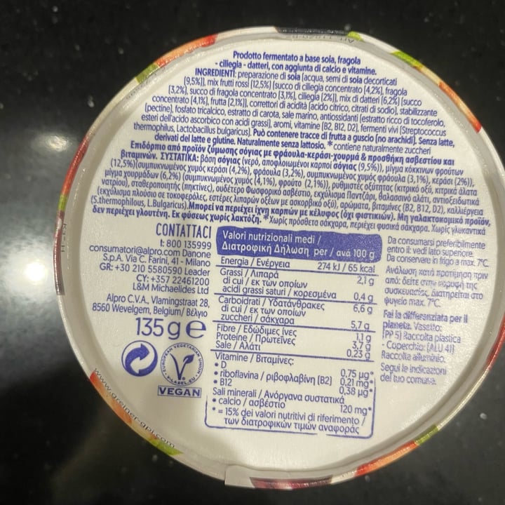 review photo of Alpro Red Fruits With Dates (No Added Sugars) shared by @ehychiara on 26 May 2022 - review