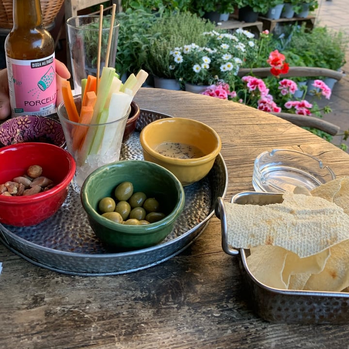 review photo of Brolo Milano - Orto con cucina Aperitivo shared by @margheeritin on 18 Jun 2022 - review