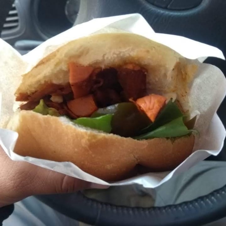 review photo of Indómite Vegan Tortas Carnes Frías Veganas shared by @sandymediina on 01 Aug 2020 - review
