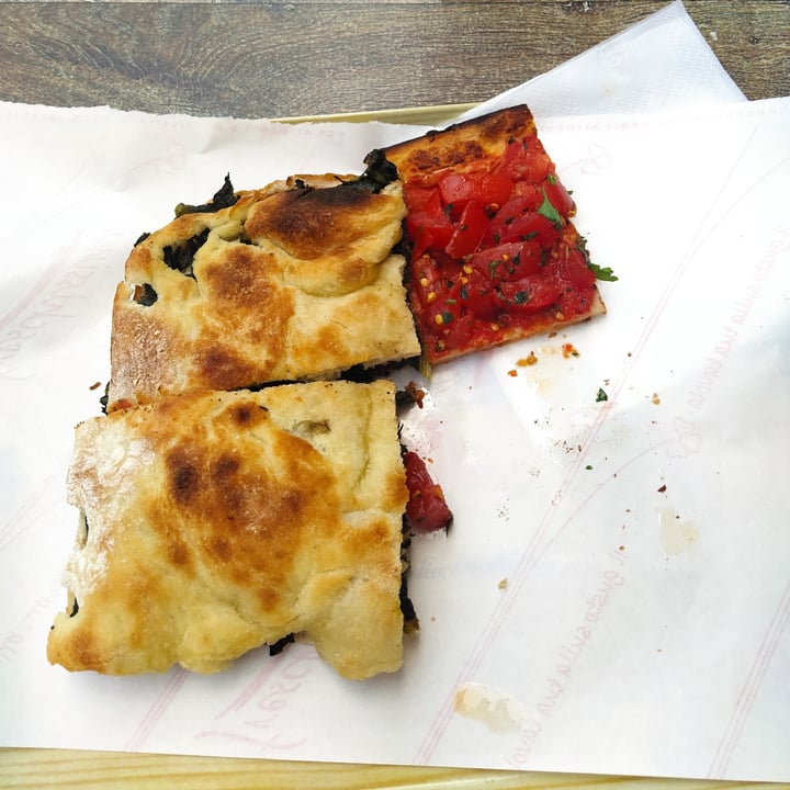 photo of Li Scalini Pizza Al Taglio shared by @giupa on  24 Jun 2022 - review