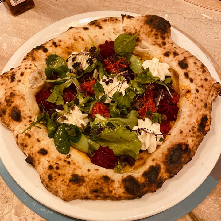 photo of Sophia Loren Original Italian Food Pizza vegana shared by @isabelbii on  17 May 2022 - review