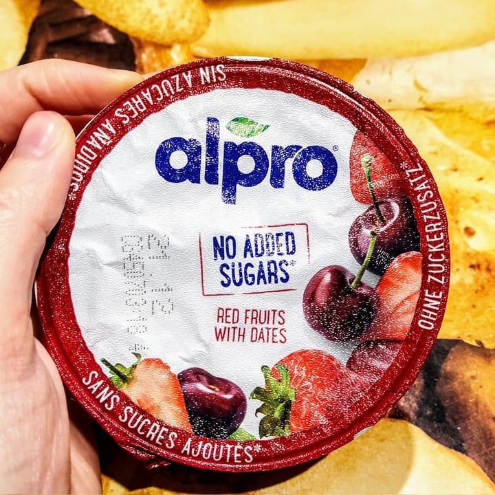 photo of Alpro Yogurt Red Fruits With Dates shared by @lidiaaguilar on  06 Dec 2022 - review