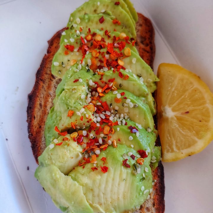 photo of KAUAI Sliced avocado toast shared by @veganonthesavannah on  08 May 2021 - review