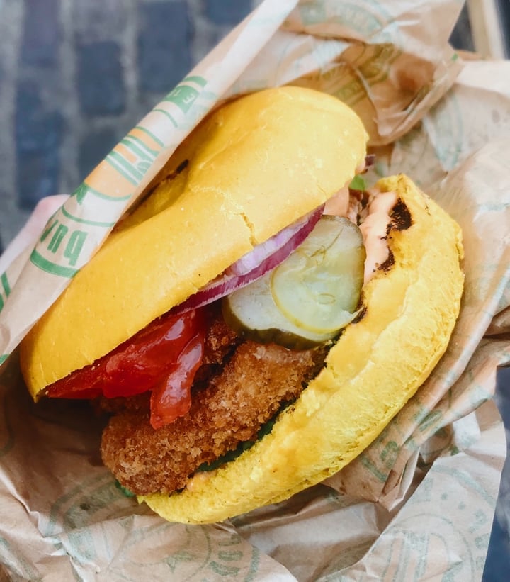 photo of VBurger Camden Seitan burger & chips shared by @alacoque on  20 Feb 2020 - review