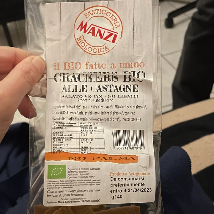 photo of Pasticceria Manzi biologica Manzi crackers bio alle castagne shared by @iside01 on  03 Dec 2022 - review