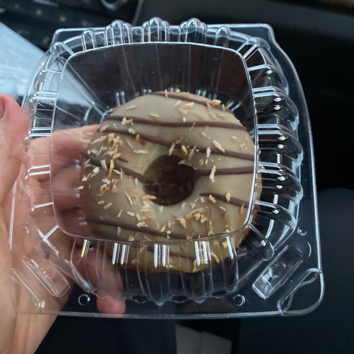 photo of Zest Kitchen Samoa Doughnut shared by @theantispeciesist on  04 Feb 2021 - review