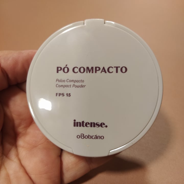 review photo of O Boticário Po Compacto Intense FPS 15 shared by @isabelaeclarissa on 13 Jan 2023 - review
