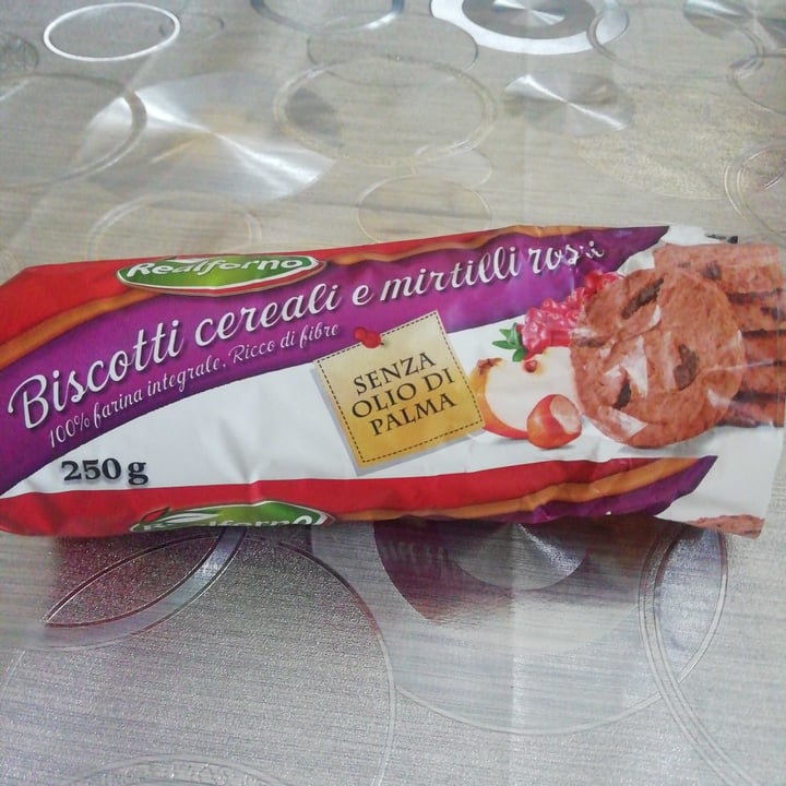 review photo of Realforno Biscotti Cereali E Mirtilli Rossi shared by @laurapsycho on 19 Jun 2021 - review