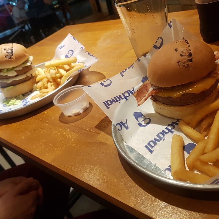 photo of Cervecería Achaval Vegan bbq shared by @eugearman on  21 Feb 2022 - review