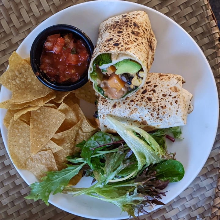 photo of Privé Asian Civilisations Museum Mexican Burrito Wrap - Specials shared by @xinru-t on  02 Oct 2022 - review