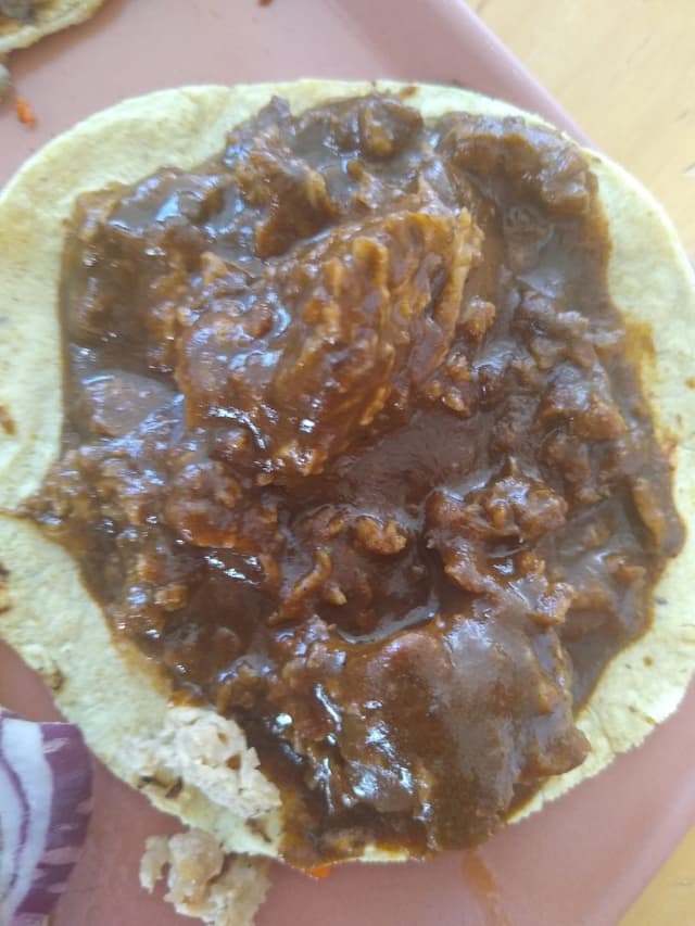 菜肴“Taco de mole”的照片