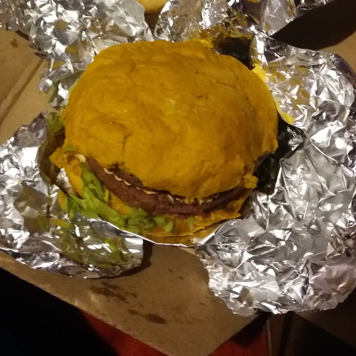 review photo of HAMBURGO II Combo Primavera Vegano shared by @coniseverino on 07 Oct 2021 - review