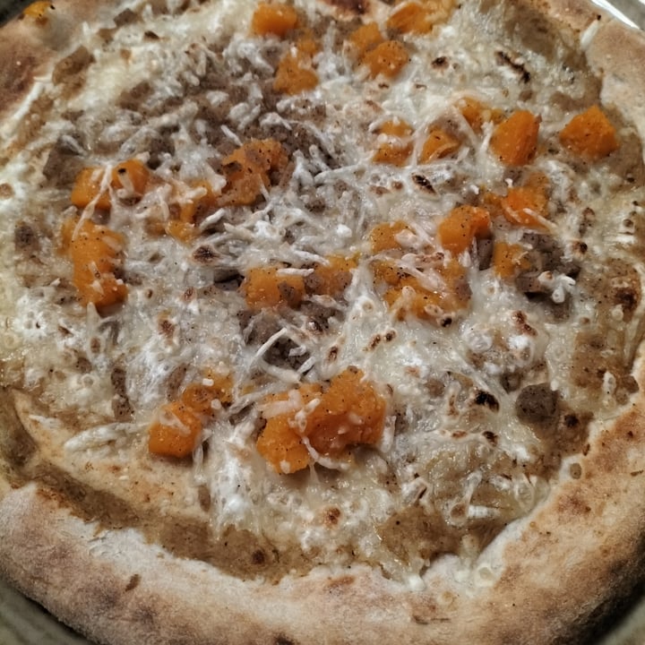 photo of Birra & Farina Pizza Veg Zuccotto shared by @raffa70s70 on  07 Dec 2021 - review