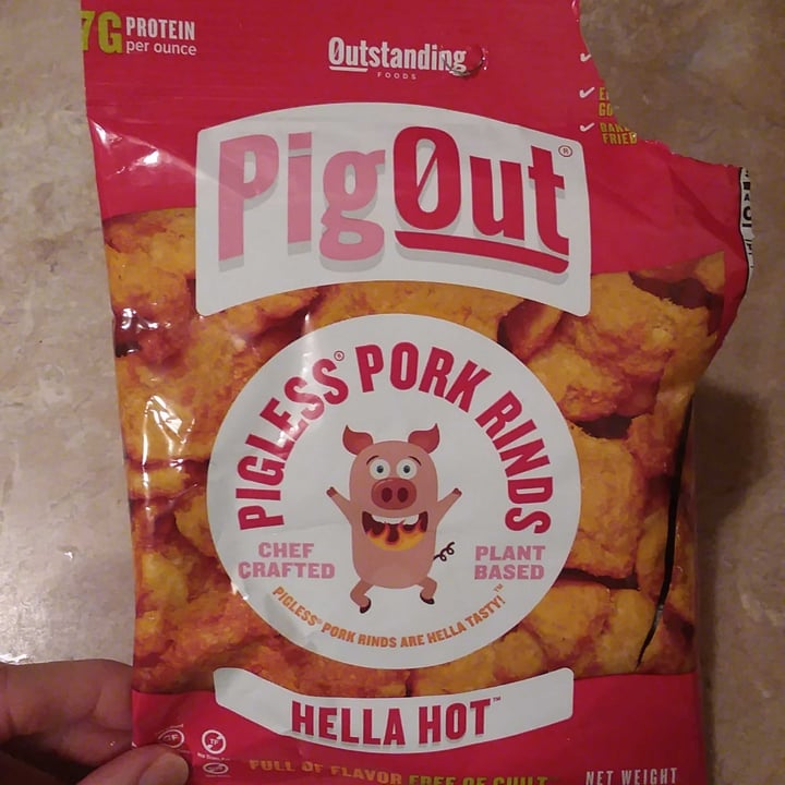 photo of PigOut Pigless Pork Rinds Hella Hot shared by @pattymvegan on  27 Dec 2021 - review