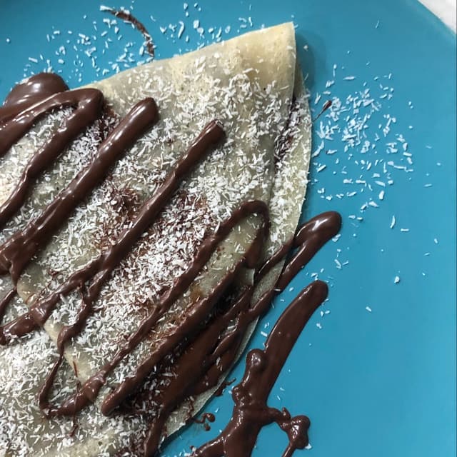 菜肴“crepes nutella veg e cocco”的照片