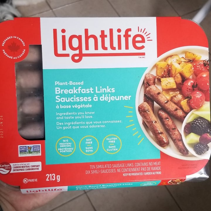 review photo of Lightlife Plant Based Breakfast Links Sausage shared by @catsbatsclare on 08 Jun 2021 - review