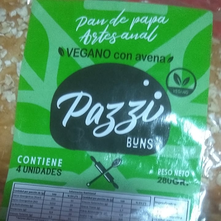photo of Pazzi Buns Buns con avena shared by @meliveg on  06 Dec 2021 - review
