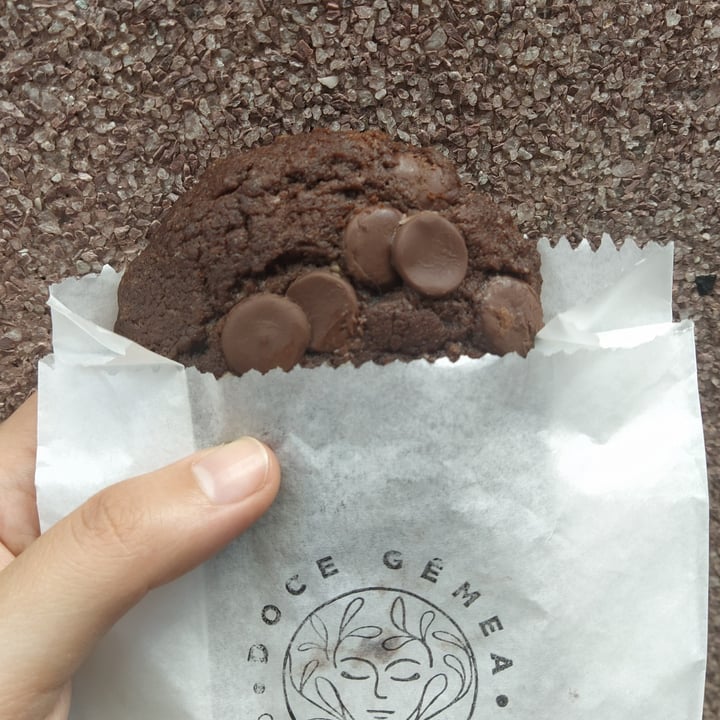 review photo of Doce gêmea Cookies De Chocolate Recheadas Com Doce De Não Leite shared by @malau1372 on 19 Jul 2021 - review