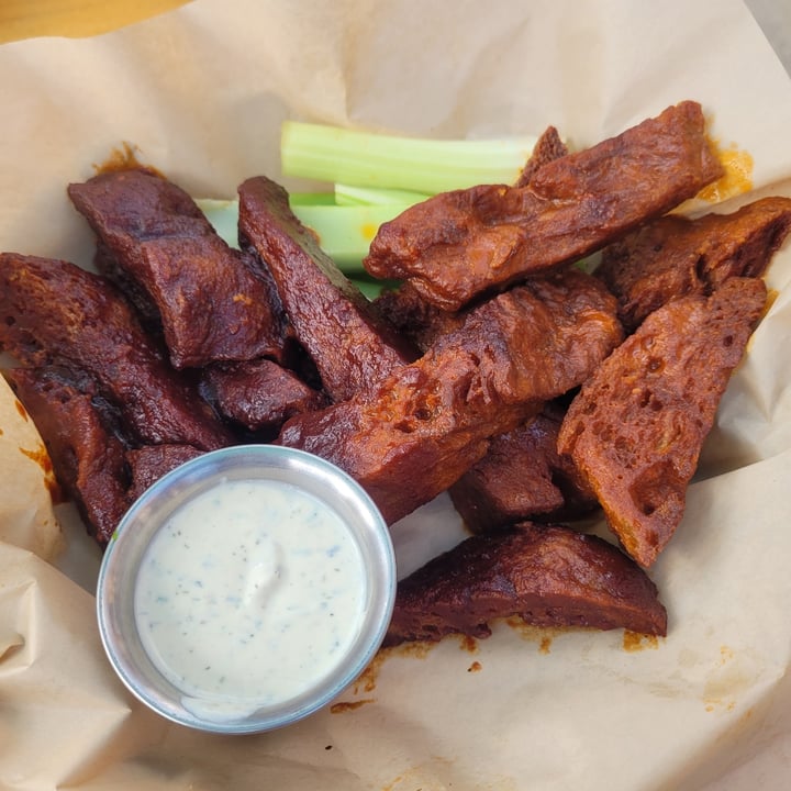 photo of City O' City Seitan Wings shared by @gretchens on  23 Jun 2021 - review