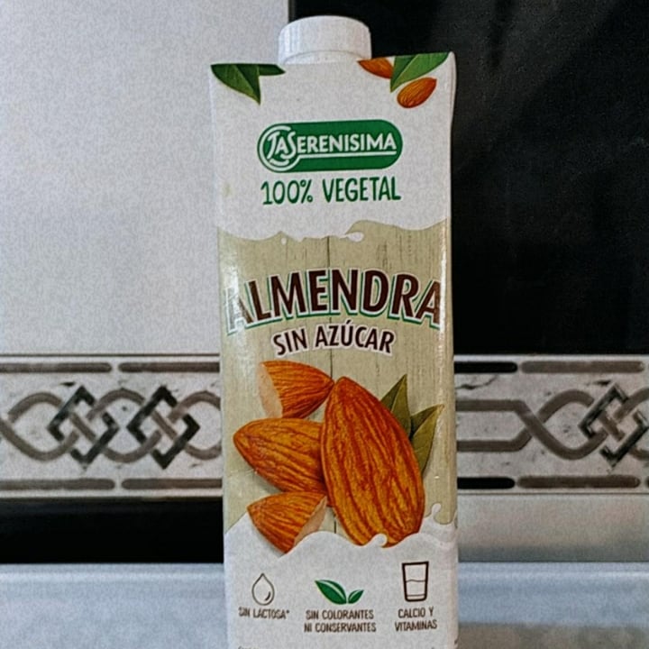 photo of La Serenísima Leche de Almendras Sin Azúcar shared by @agoslandolfi on  17 Jul 2021 - review